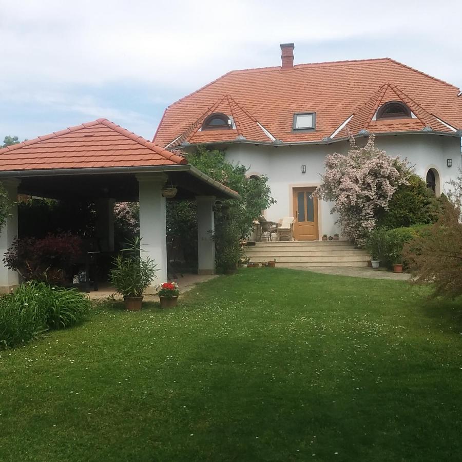 Frutta Villa Cserszegtomaj Eksteriør bilde